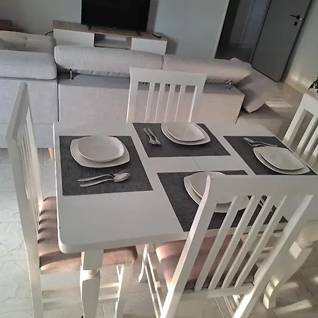 公寓 Spacious Residential